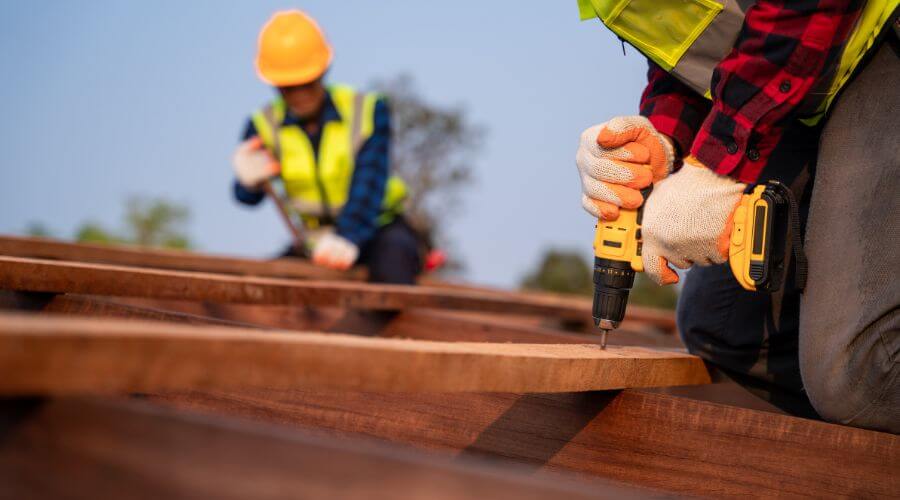 Professional residential roofers in Mount Carbon, WV